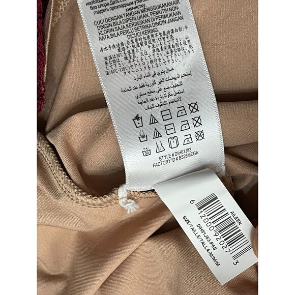 BCBGMaxAzria Women's Dress Lace M Red Short Sleeve Fit Flare Handkerchief Hem - Picture 3 of 9